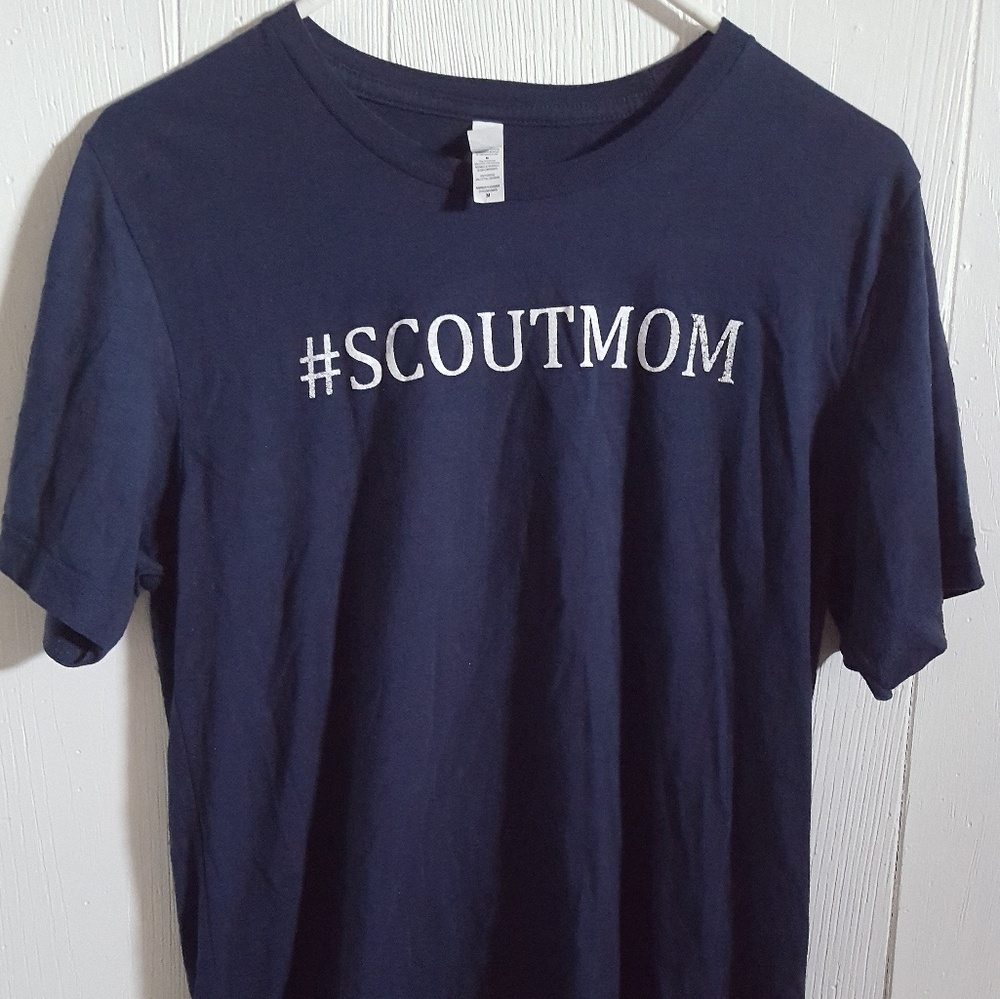 Scout Mom T-shirt